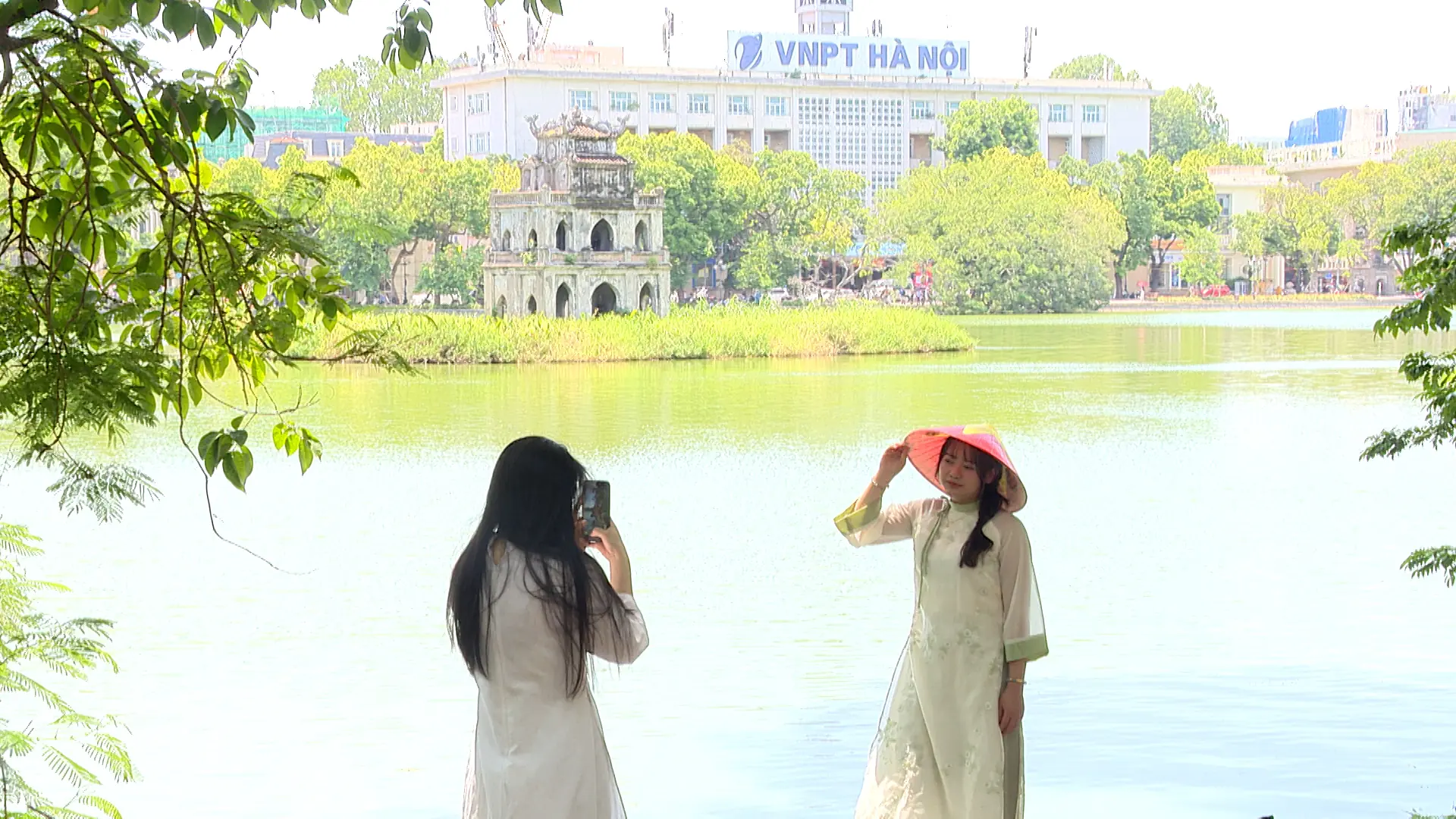 Doanh thu du lịch tăng 20-30% nửa cuối 2025 nhờ A80